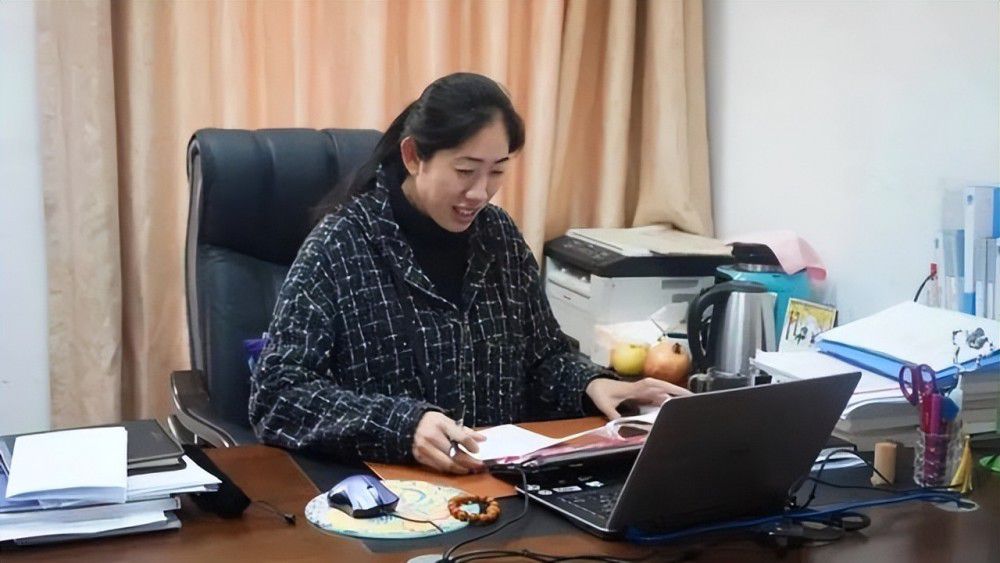 最终全场比赛结束，纽卡1-2米兰。